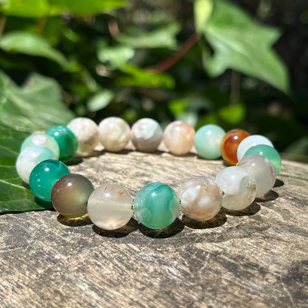 11.5mm stretchable green flower‎ agate bracelet